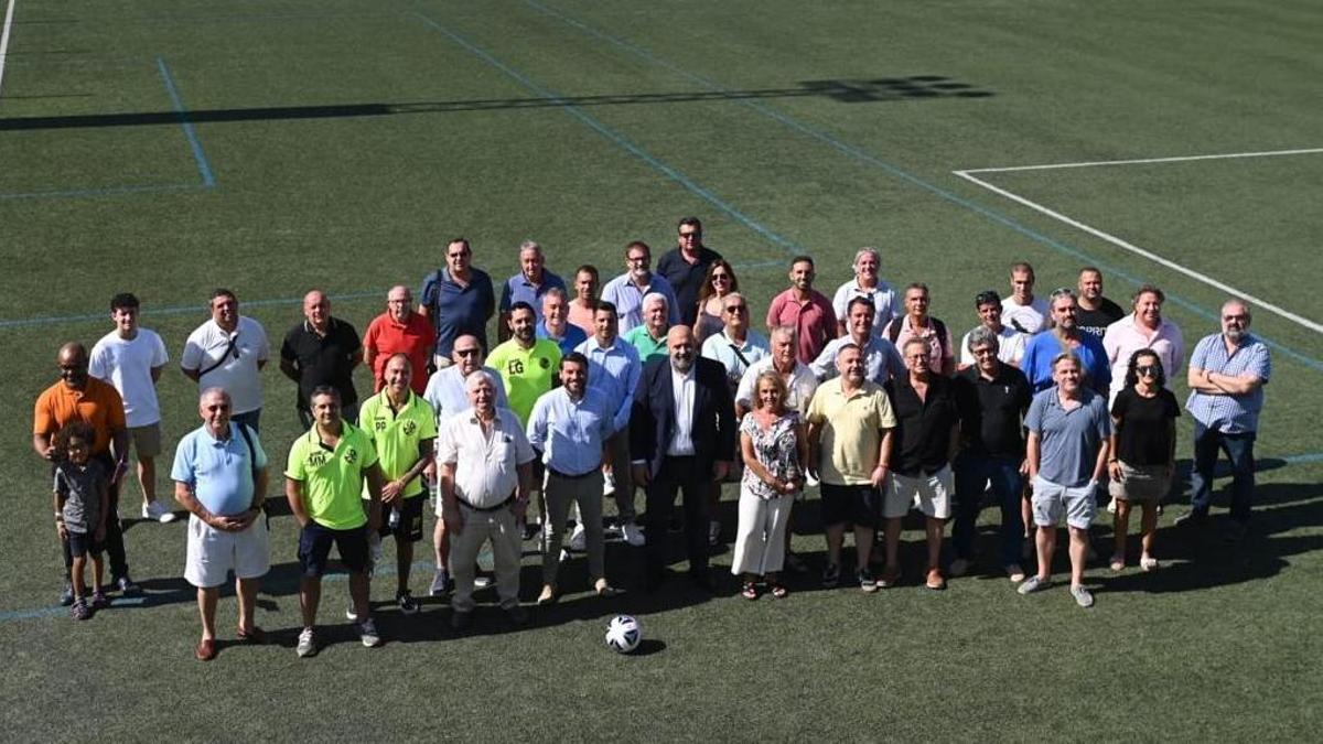 Eel alcalde de Palma con los representantes de los clubes de fútbol