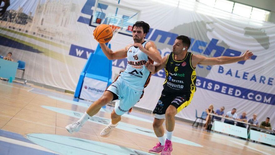 El Palmer Basket se estrena con remontada
