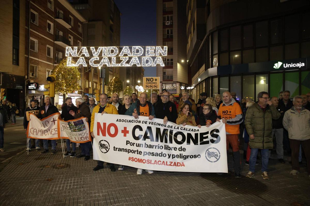 Los vecinos de la zona oeste vuelven a las calles: “Llevamos treinta ...