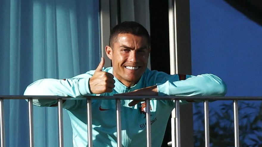 Ronaldo pudo violar el protocolo contra el coronavirus al viajar a Turín