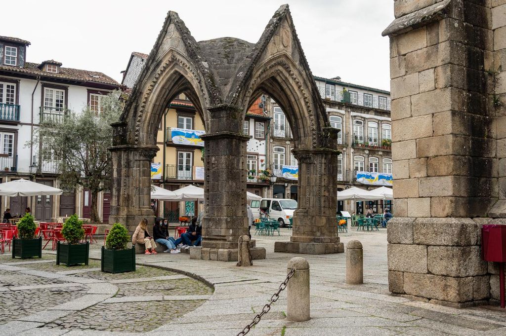 Plaza Oliveira en el centro histórico de la ciudad