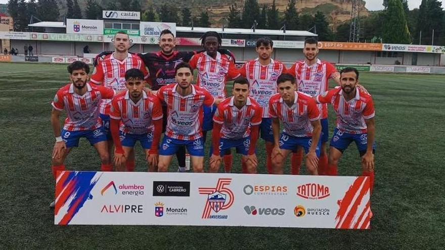 El CD Cuarte se deja puntos en Huesca y el Calamocha y el Monzón lo aprovechan para recortar distancias