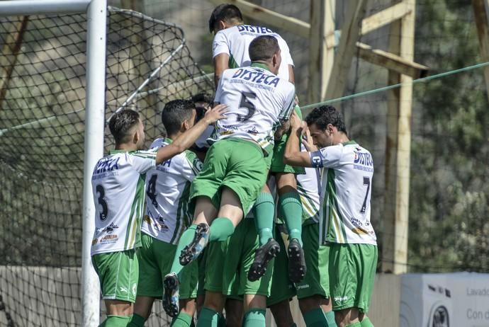 08/10/2017 SANTA BRÍGIDA. Partido 3º división Canaria Sta. Brígida - Las Socas. FOTOS: J. PÉREZ CURBELO