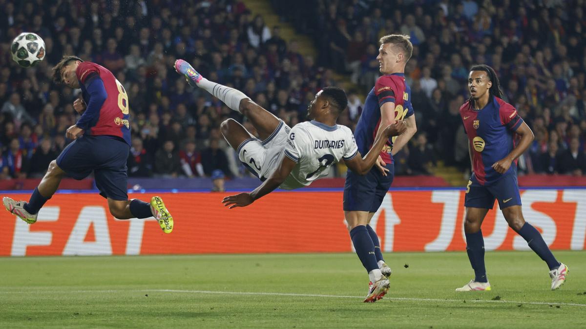 FC Barcelona - Inter | El doblete de Dumfries