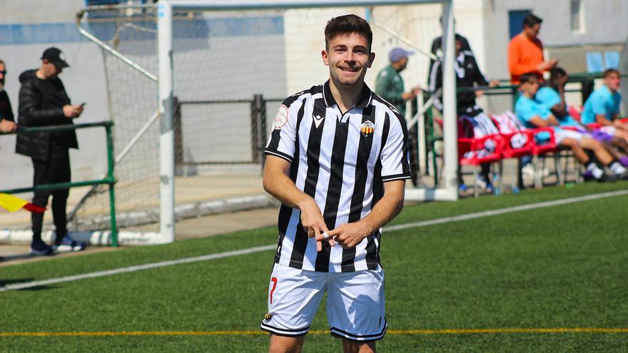 Ascenso del Castellón B | Carlos Segura, campeón y el 'pichichi' de Tercera