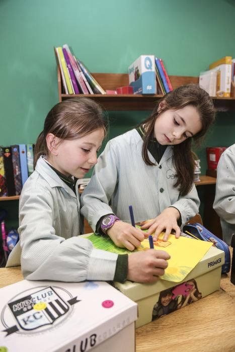 Colecta de material escolar para los niños saharauis en el colegio Santo Domingo