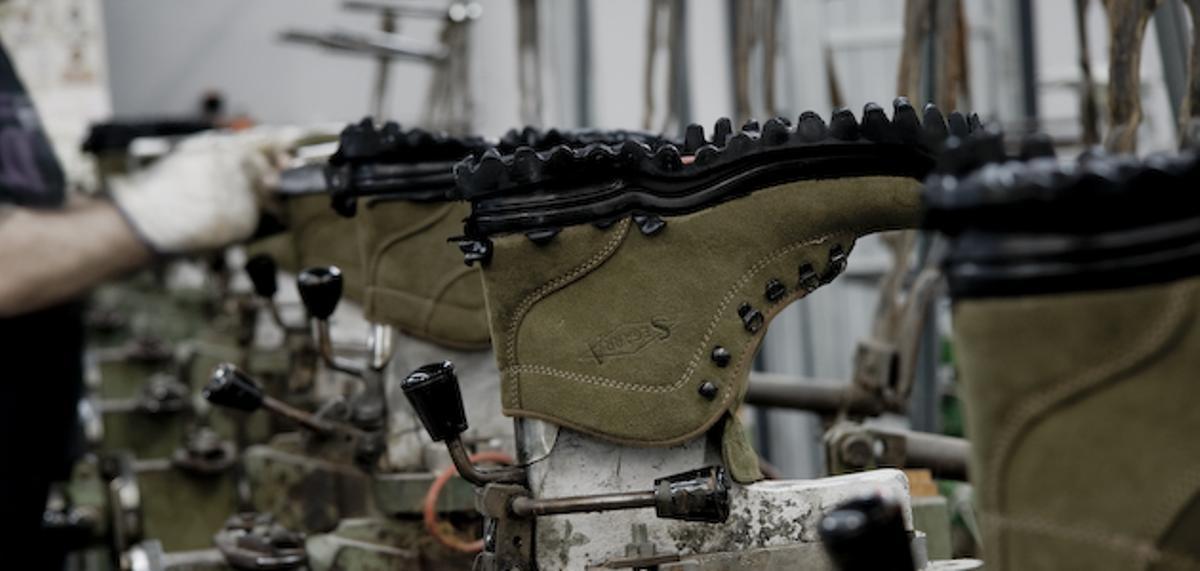 Botas fabricadas en Segarra, la fábrica de calzado más antigua de España.