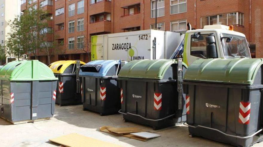 Zaragoza inicia una campaña para frenar la acumulación de basuras