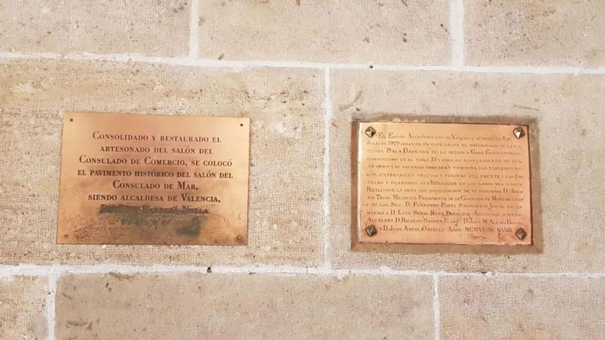 Quitan de la Lonja de Valencia una placa de Rita Barberá al no tener &quot;interés artístico&quot;