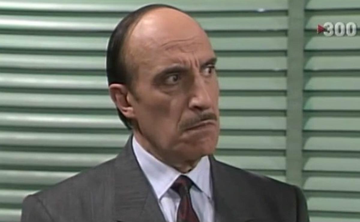 Escena de un capítulo de la serie de TV3 ’Tot un senyor’ donde aparece el actor José Sazatornil interpretando al Senyor Narcís Pons. 