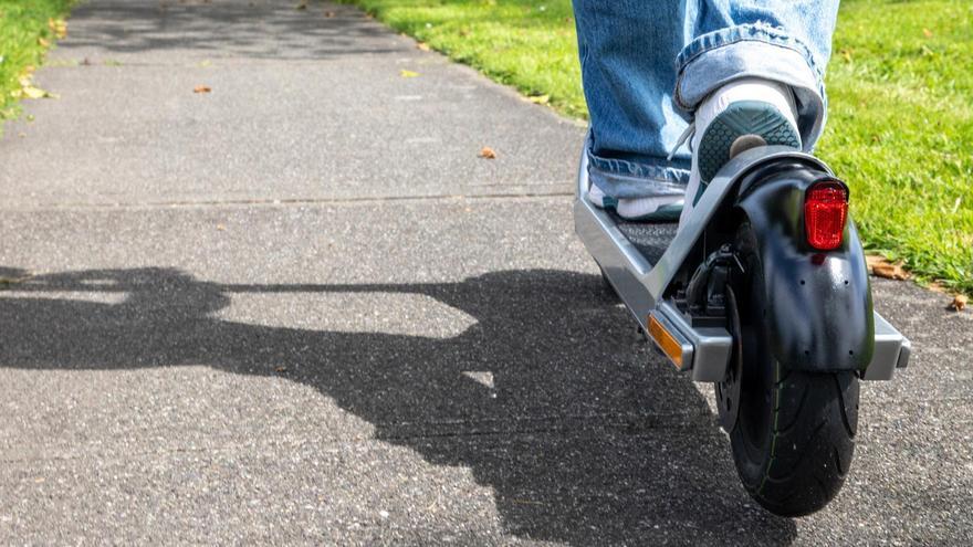 Renfe prohíbe el acceso de patinetes eléctricos en todos sus trenes de viajeros