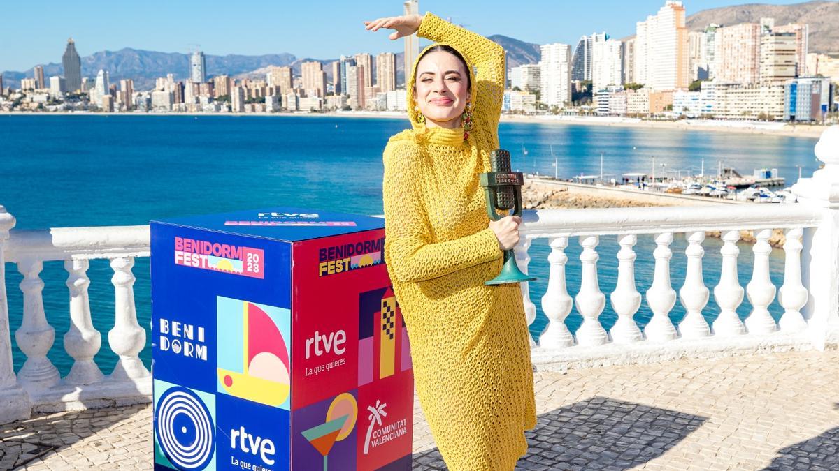 Blanca Paloma antes de iniciar la rueda de prensa después de la final del Benidorm Fest 2023