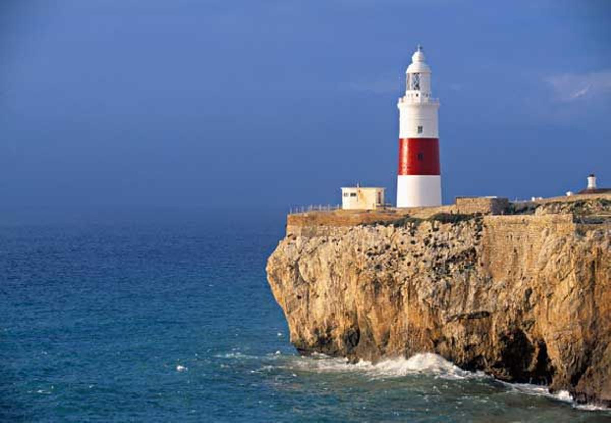 El Faro de Punta Europa es el punto más al sur de Europa