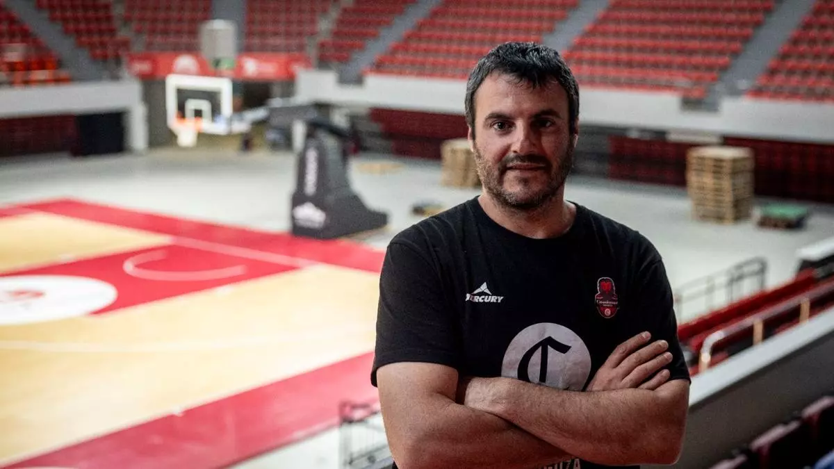 Entrevista con Carlos Cantero: "La plantilla está muy avanzada, estoy muy ilusionado con lo que viene"