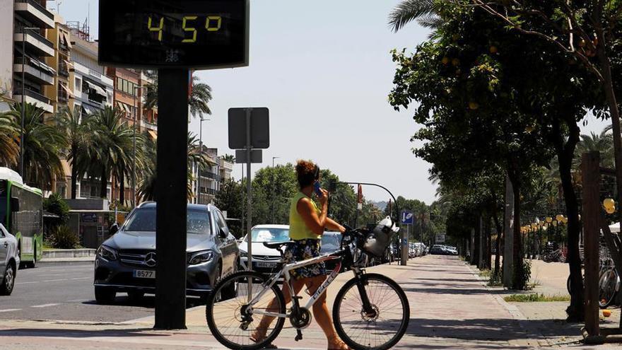 Temperaturas que rondarán los 40º y cielos despejados para este viernes en Extremadura