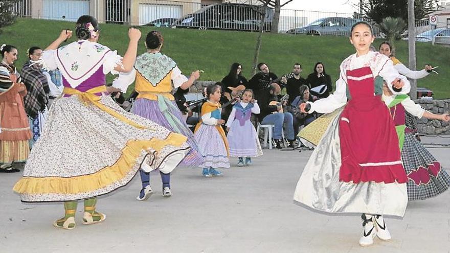 exitoso final de la feria del comercio de moró