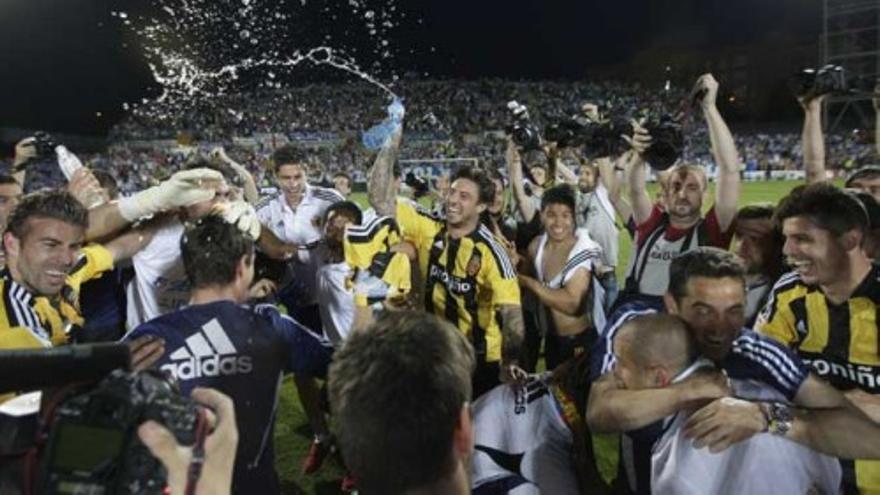 Zaragoza celebra la permanencia en Primera