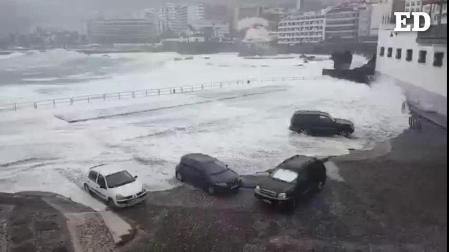 Oleaje en el Puerto de la Cruz: Penitente y San Telmo