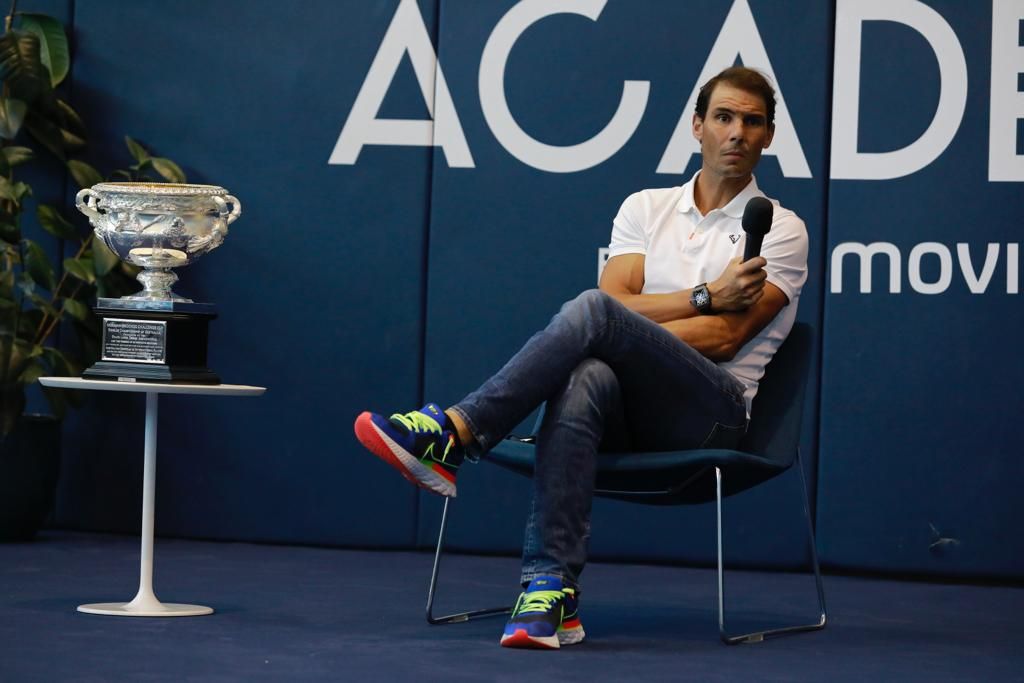 Rafa Nadal con su 21 Grand Slam en su academia de Manacor