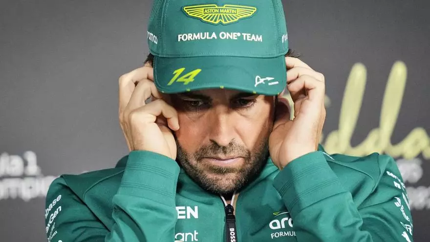 Alonso habla sobre su futuro: "Correr谷 en 2026 sin duda, despu谷s no lo s谷"