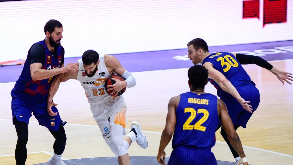 Shengelia le anotó 14 puntos al Barça en la final de la burbuja