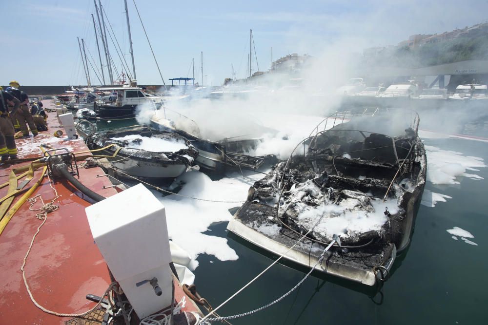 Incendi al port de Palamós