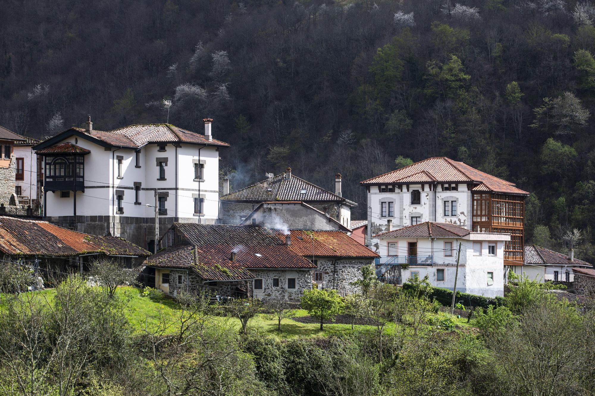 Asturianos en Ponga: un recorrido por el municipio