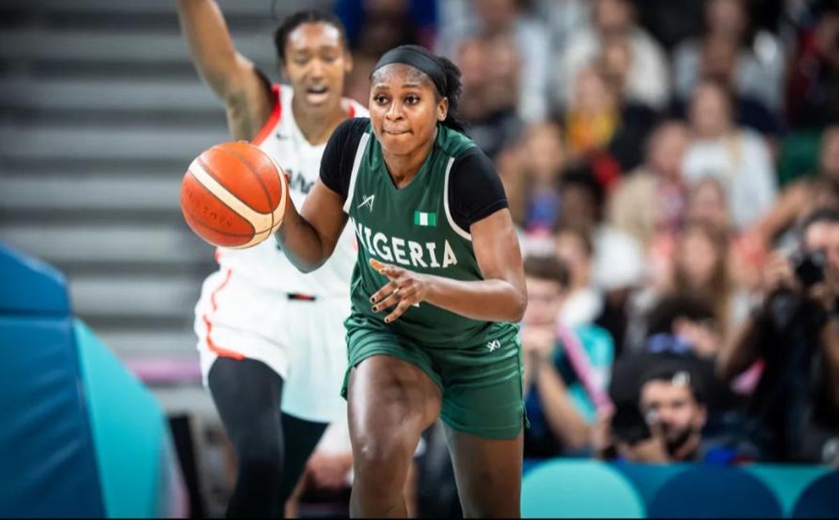 Elizabeth Balogun, en un partido con Nigeria.