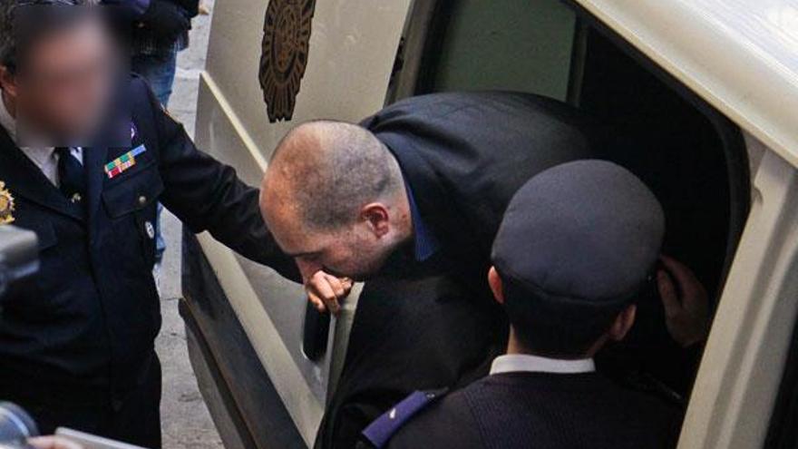 Miquel Nadal, a su llegada al juzgado de guardia.