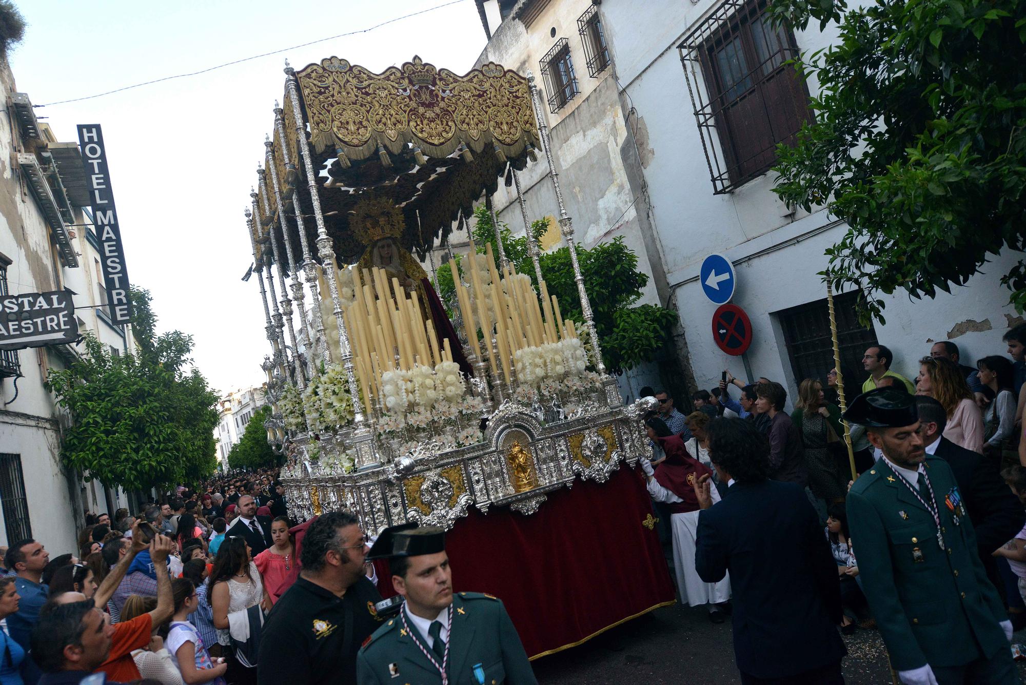 Imágenes del Viernes Santo en Córdoba