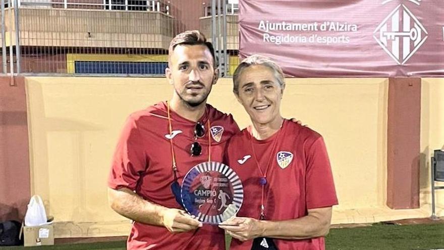 De pionera en la Roja a fomentar el fútbol femenino en la Ribera