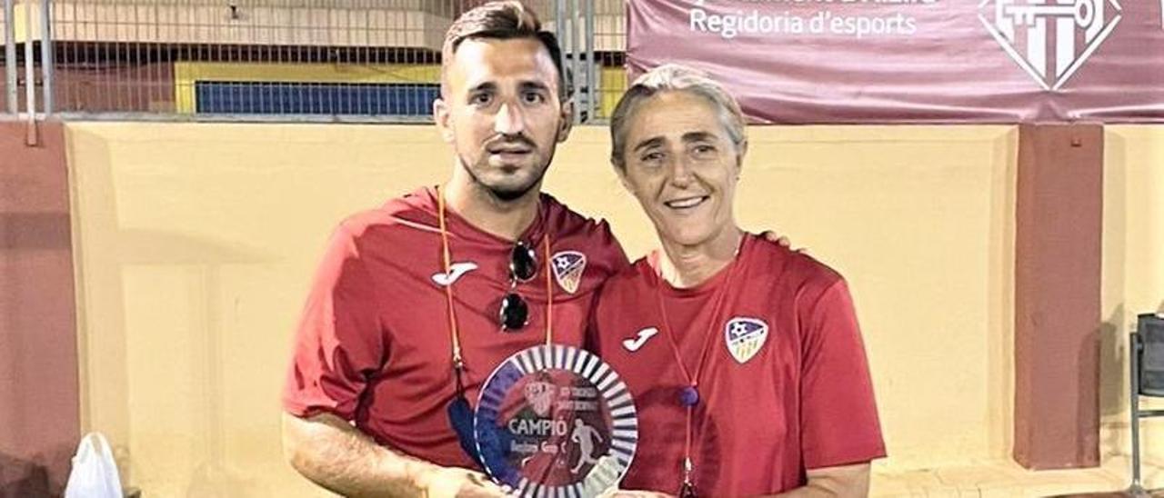 Cuca Fandos ha jugado un papel muy importante en la UD Alzira.