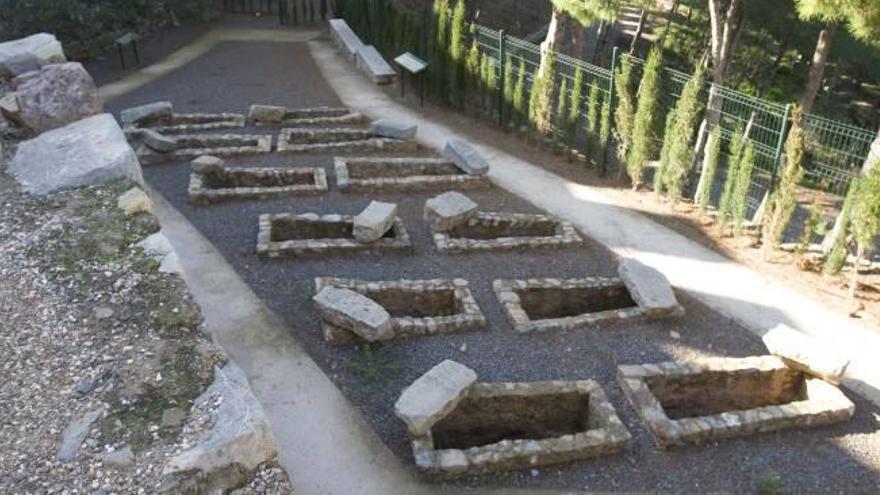 Sagunt impulsa el acondicionamiento del cementerio judío tras años de olvido