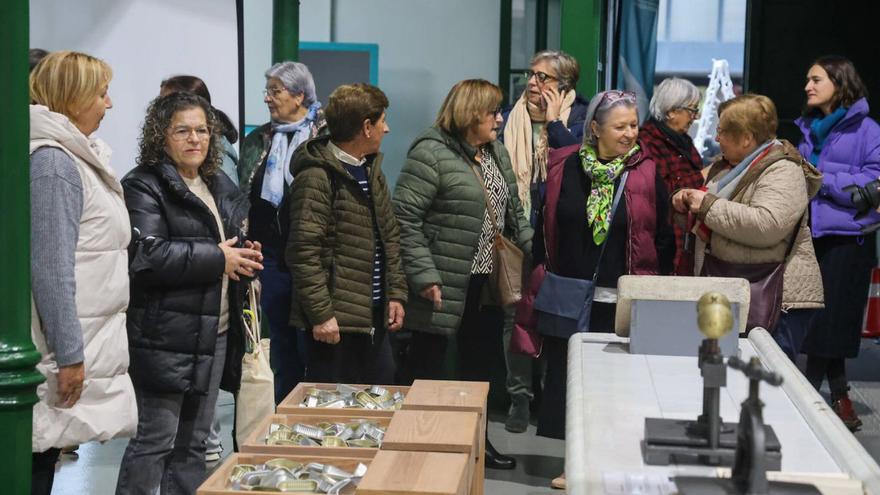 Un momento de la presentación de «Mulleres en Rede» en A Illa de Arousa.