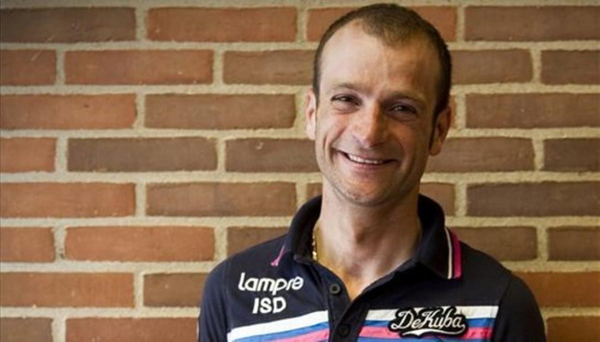 El ciclista italià Michele Scarponi, de l’equip Lampre, suspès per la seva formació. El ciclista italià Michele Scarponi, de l’equip Lampre, suspès per la seva formació.