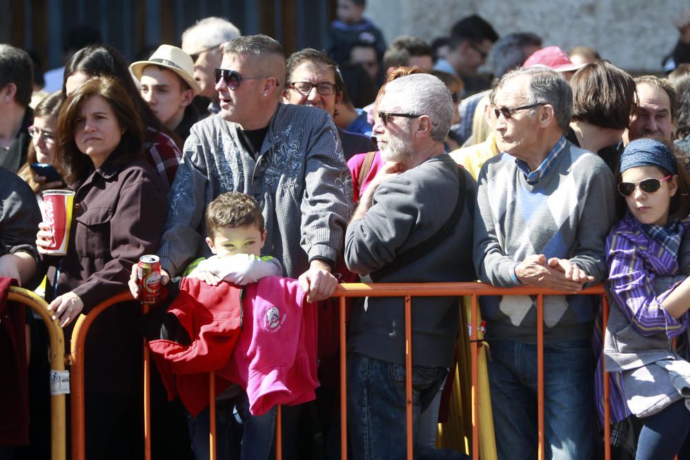 Búscate en la mascletà del 12 de marzo