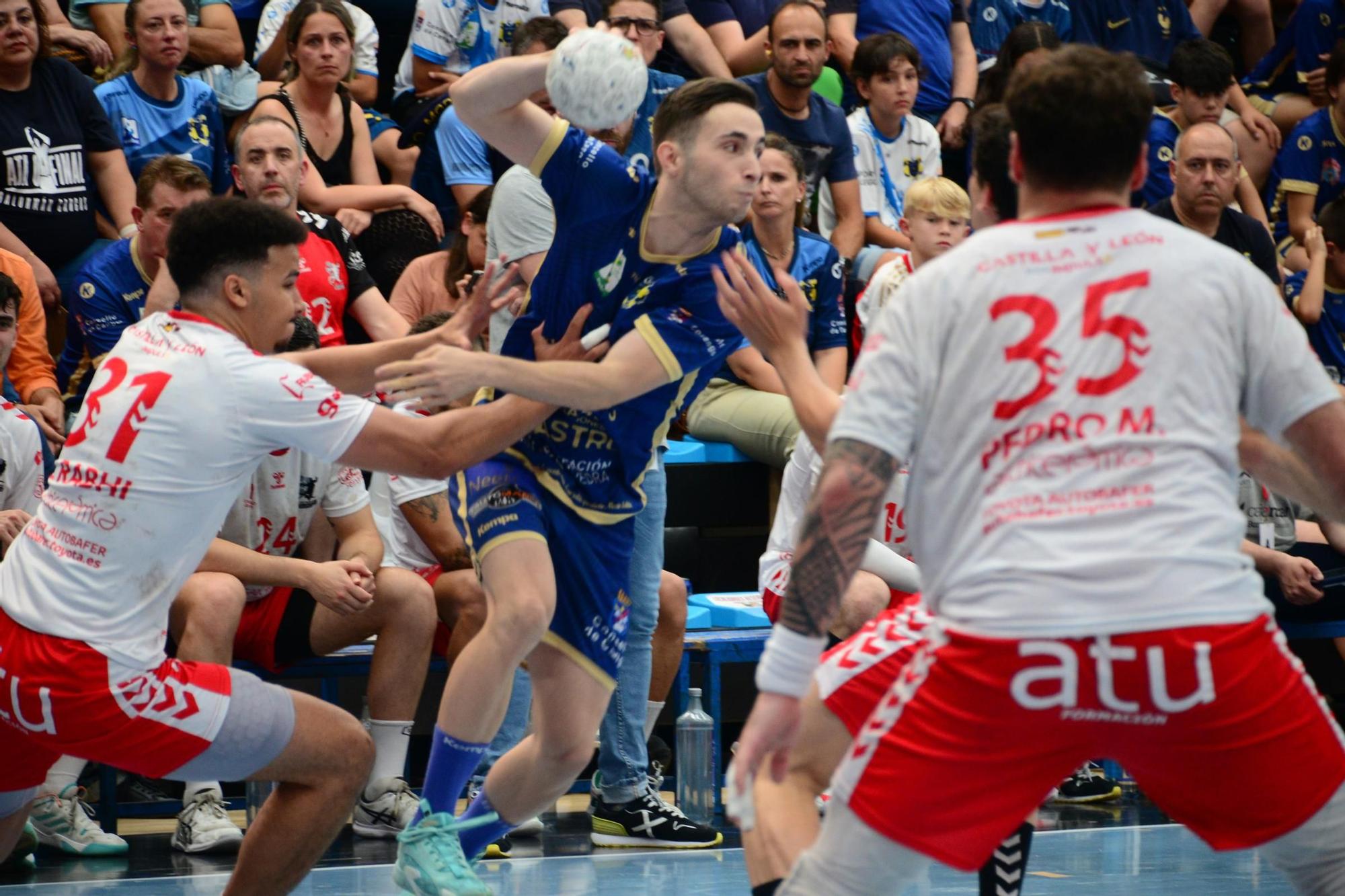 La permanencia del Frigoríficos del Morrazo y la despedida de Moisés Simes