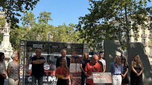 El presidente de Ãmnium, Lluí­s Llach, en la rueda de prensa para anunciar movilizaciones de la Diada del 11 de septiembre en Catalunya.