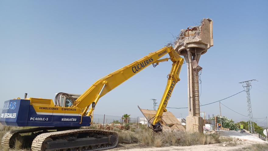 Adiós al tanque elevado de Bonavista en Elche