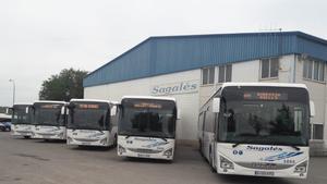  Flota de autobuses de la compañía Sagalés.