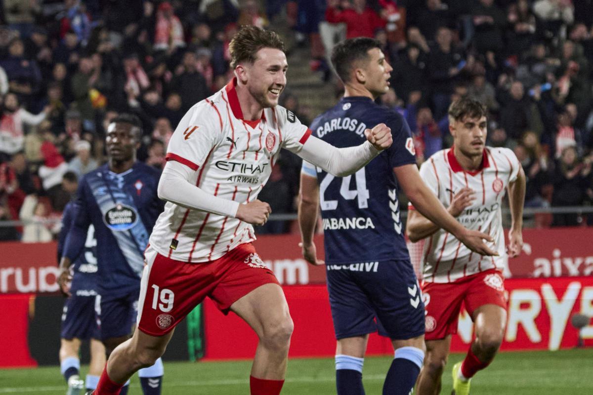 Vladyslav Vanat celebra el gol al Celta  en la derrota de diumenge a passat a Montilivi  (1-2).