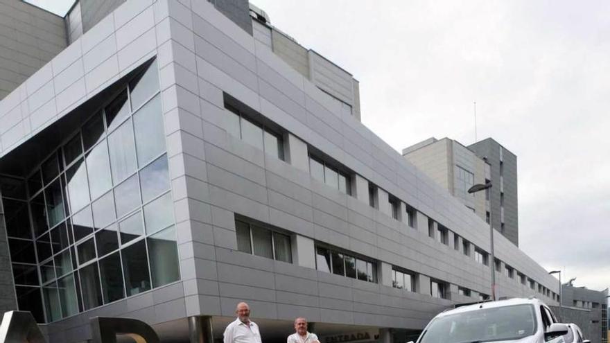 La parada de taxis del nuevo Hospital de Mieres.