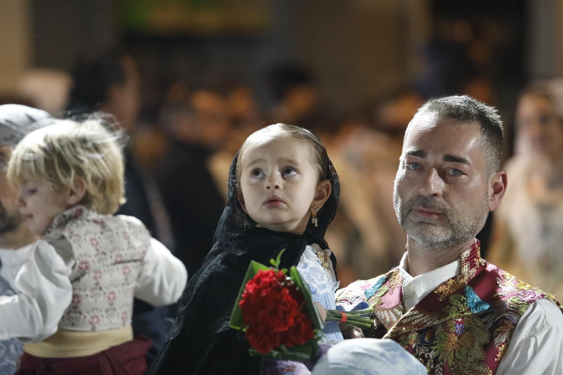 Búscate en el primer día de ofrenda por la calle Quart (entre las 20:00 a las 21:00 horas)