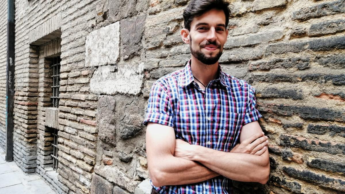 Eloy Morera es el autor de 'Cutanda', una novela histórica ambientada a comienzos del siglo XII