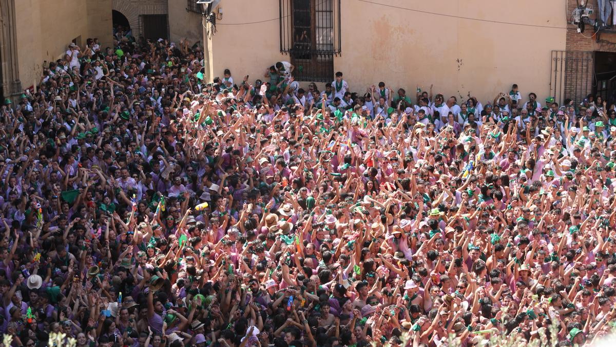 Instantes previos al chupinazo de San Lorenzo de Huesca.