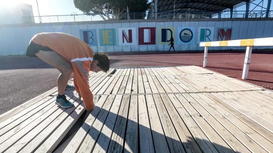 Cs critica el cierre de las instalaciones deportivas del Guillermo Amor por un festival