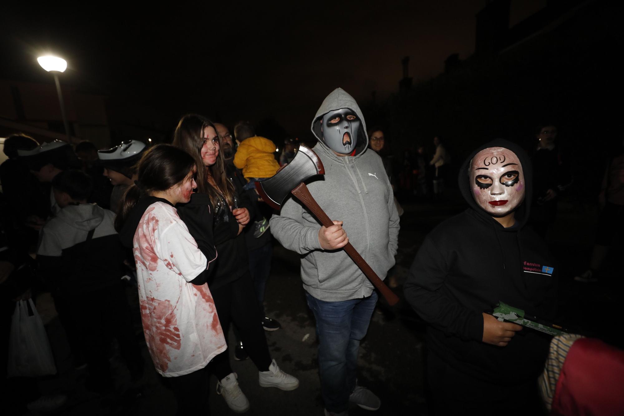 EN IMÁGENES: La Fresneda, a la calle para celebrar Halloween