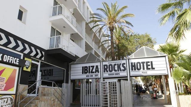 Imagen de archivo de la entrada del hotel Ibiza Rocks.