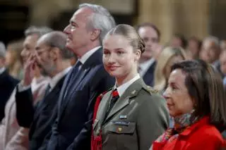 En imágenes | La princesa Leonor recibe el título de Hija Adoptiva de Zaragoza, la Medalla de las Cortes y la Medalla de Oro de Aragón