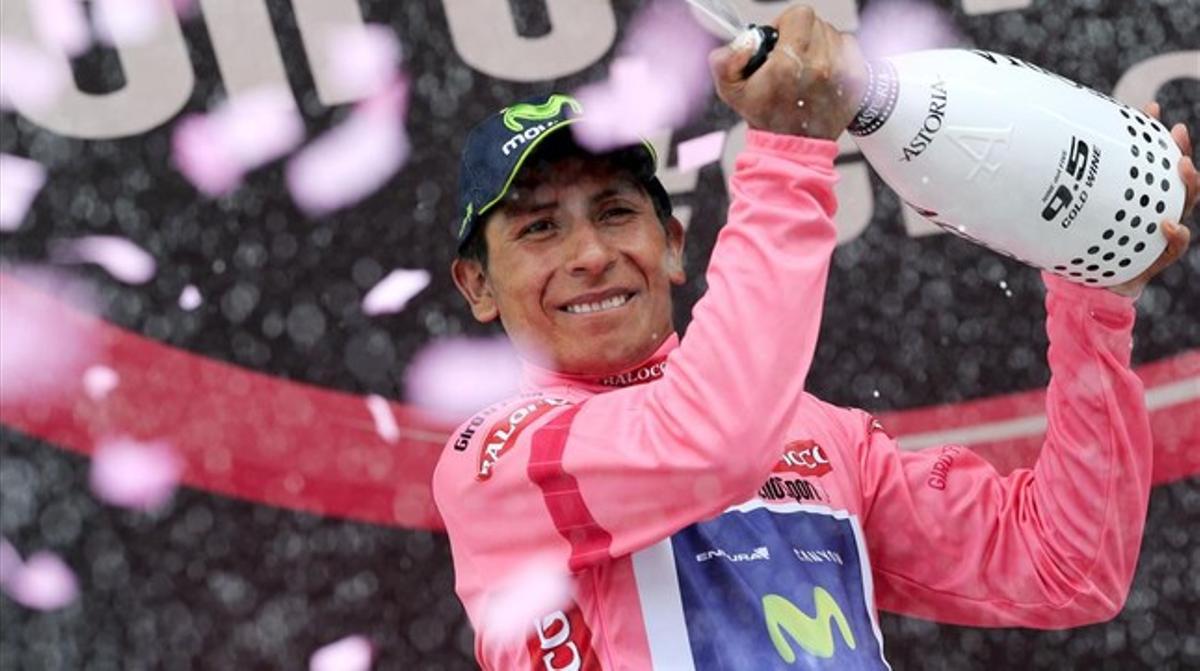 Nairo Quintana celebra la consecució de la ’maglia rosa’.